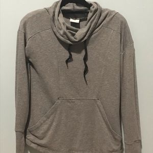 Columbia sweatshirt with cowl neck